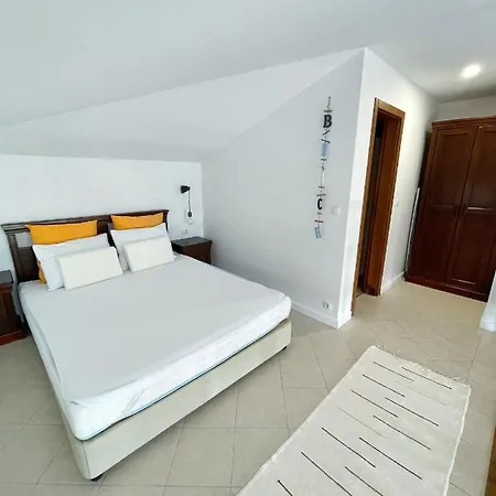 Santa Marina Private With Sea View Apartment